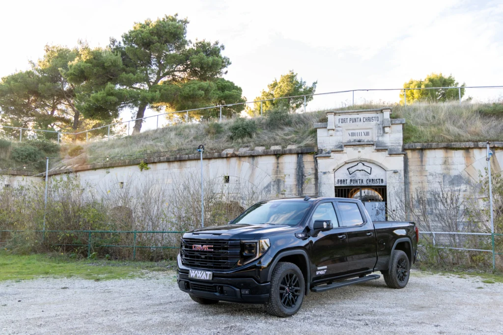 GMC Sierra 1500 Elevation